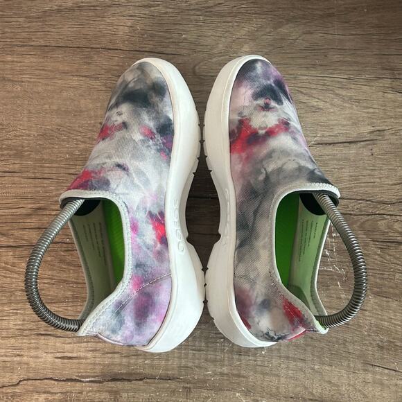 Oofos Oomg EeZee Low Women’s Recovery Shoes Size 5 Multicolor - Picture 5 of 8